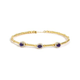 Pulsera de estaciones de halo con amatista morada y diamantes de 1/3 ct. p.t. en oro amarillo de 18K