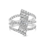 Anillo de cóctel cruzado múltiple con aro dividido con diamantes de 1 3/4 ct. p.t. en oro blanco de 18K