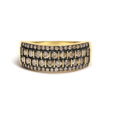 Anillo de banda con diamantes color champán de 3/4 ct. p.t. en plata de ley bañada en oro amarillo de 10K