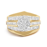 Anillo de compromiso de racimo de canal en forma de chevrón con diamantes de 2 1/3 ct. p.t. en oro amarillo de 14K