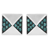 Aretes de botón de pirámide con diamantes azules tratados de 1/4 ct. p.t. en oro blanco de 14K