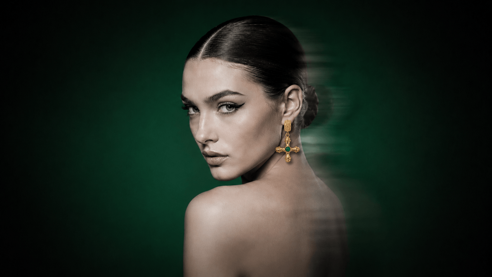 How to Remove Scratches from Gold Jewelry
