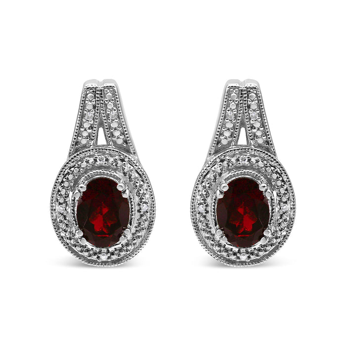 Aretes de botón con detalles de diamante y granate rojo ovalado de 8x6mm en plata de ley, foto 1