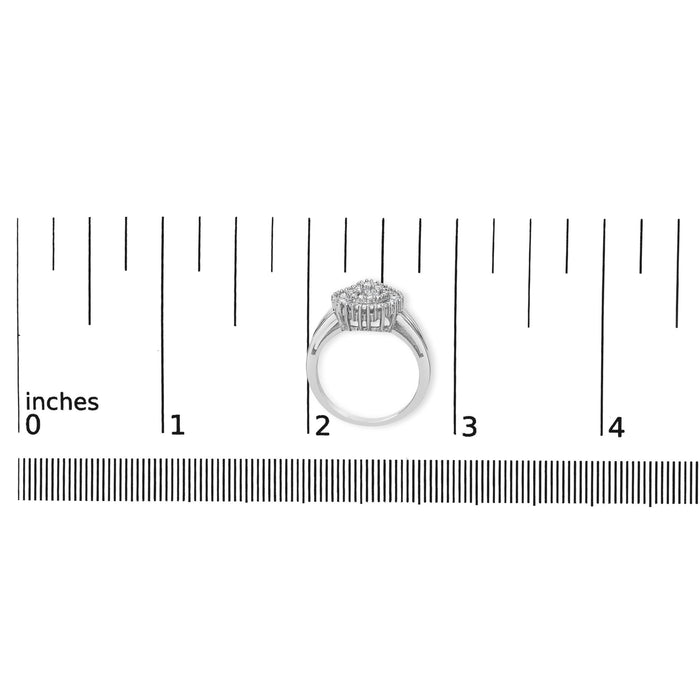 Anillo de cóctel de racimo pavé abovedado en forma de pera con halo y diamantes de 1/2 ct. p.t. en oro blanco de 10K, foto 7
