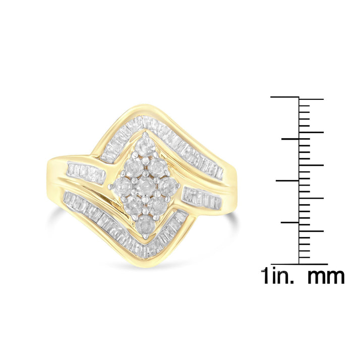Anillo bypass de racimo con diamantes de 1 ct. p.t. en oro amarillo de 10K, color I-J, claridad I2-I3, foto 7