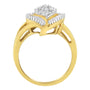 Anillo de racimo en forma de pera con diamantes redondos y baguette de 1/2 ct. p.t. en oro amarillo de 10K, color I-J, claridad I1-I2, foto 2