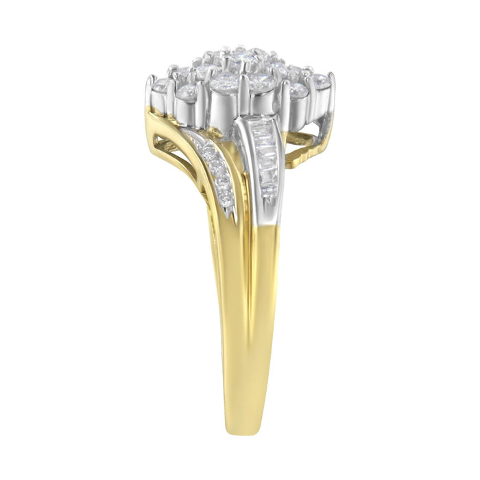Anillo de racimo con forma de marquesa y brazo dividido con diamantes de 1/2 ct. p.t. en oro amarillo y blanco de 10K, foto 5