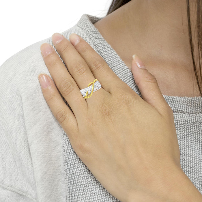 Anillo de banda bypass de canal con diamantes de 1 1/10 ct. p.t. en oro blanco y amarillo de 10K, foto 3