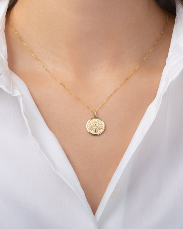 14K Gold Diamond Queen Bee Medallion Necklace, photo 2
