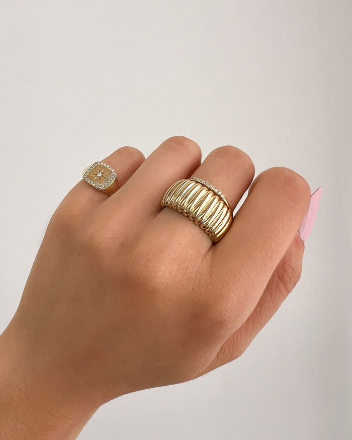 14K Gold Ribbed Ring, photo 4