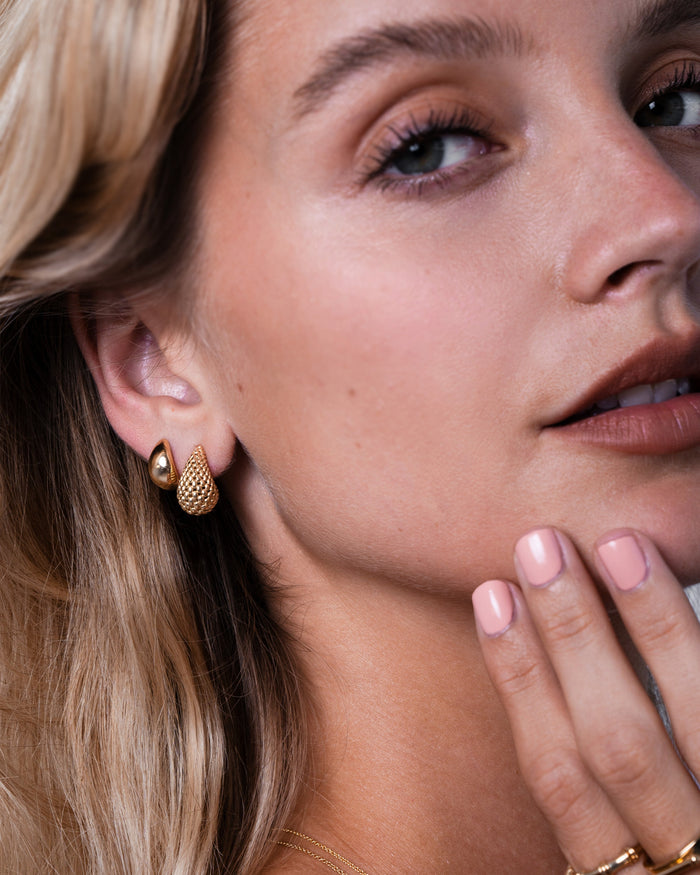 14K Gold Woven Teardrop Stud Earrings, photo 4
