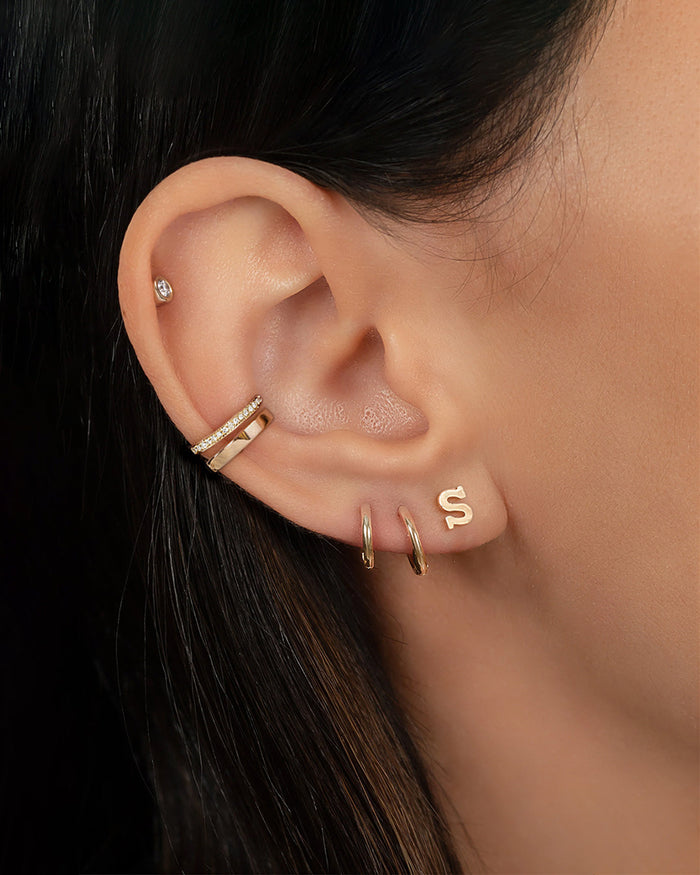 Aretes de aro huggie pequeños en oro de 14K, foto 5