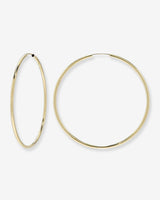 Aretes de aro de hilo grandes en oro de 14K