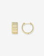 Aretes de aro huggie gruesos con muescas en oro de 14K, foto 1