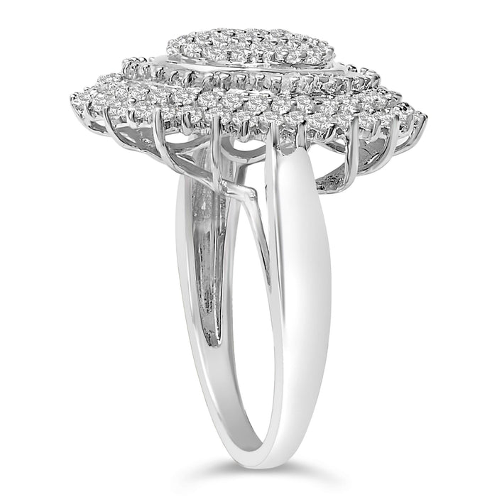 Anillo de cóctel de halo ovalado con diamantes de 2 ct. p.t. en plata de ley, foto 5