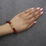 Pulsera de dijes con dije de dragón y cuentas de ágata roja en oro amarillo de 18K, foto 3