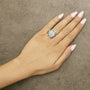 Anillo de cóctel de racimo en remolino con diamantes de 1 ct. p.t. en plata de ley, foto 3