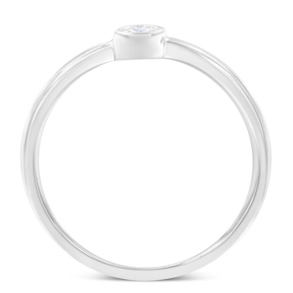 Anillo de promesa redondo Miracle-Set con diamantes de 0.05 ct. p.t. en plata de ley, foto 2