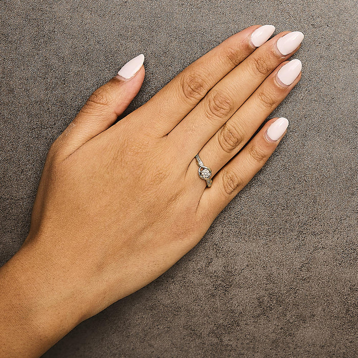 Diamond Cluster Twisted Promise Ring in 10K Yellow Gold, photo 3