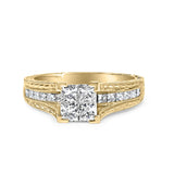 Anillo de compromiso con diamantes talla princesa en racimo de 1 ct. p.t. en oro amarillo de 14K