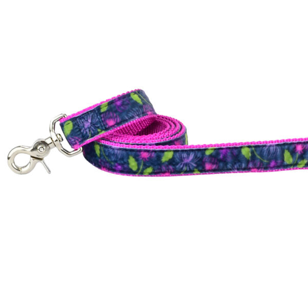 Midnight Dahlia Velvet Dog Leash, photo 1