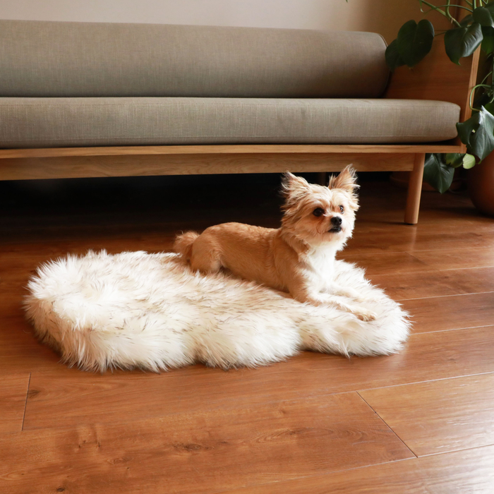 PupRug Curve Faux Fur Orthopedic Dog Bed, White with Brown Accents, photo 4