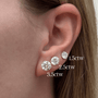 Aretes de botón con diamantes cultivados en laboratorio color E-F de 3.50 CTW en oro de 14K, foto 9