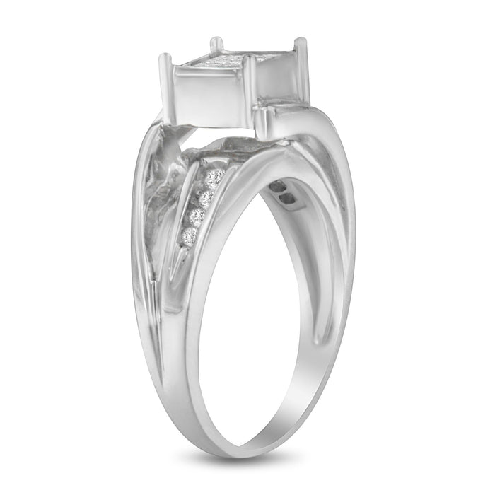 Anillo bypass de racimo de engaste invisible con diamantes de talla princesa de 1/3 ct. p.t. en oro blanco de 10K, foto 6