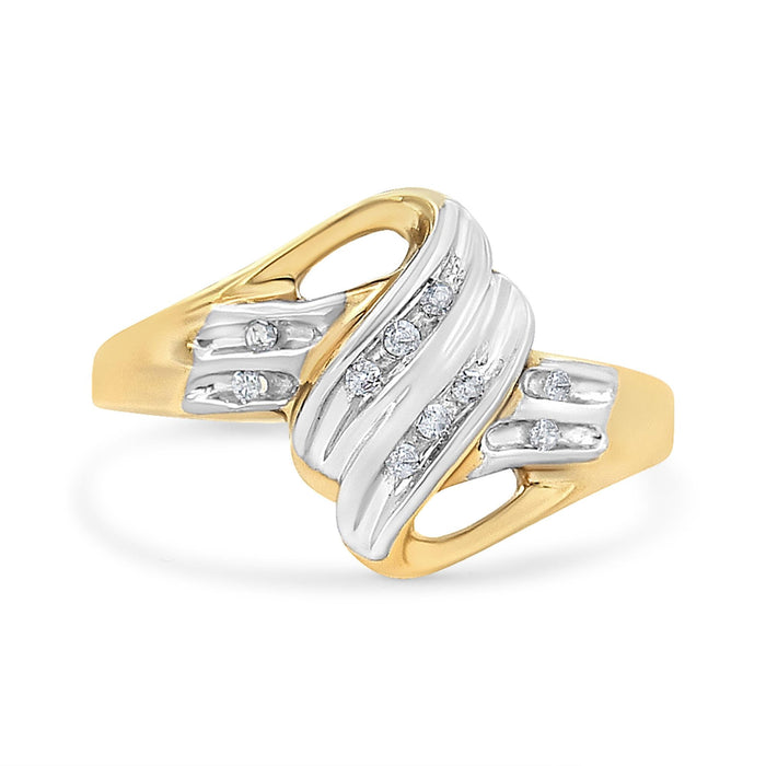 Anillo bypass con diamantes talla redonda de 1/15 ct. p.t. en oro amarillo y blanco de 10K, foto 2