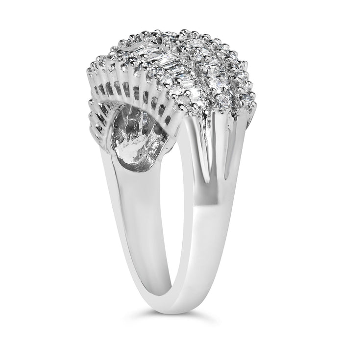 Anillo de banda de cóctel con diamantes de 1 3/4 ct. p.t. en oro blanco de 14K, foto 5