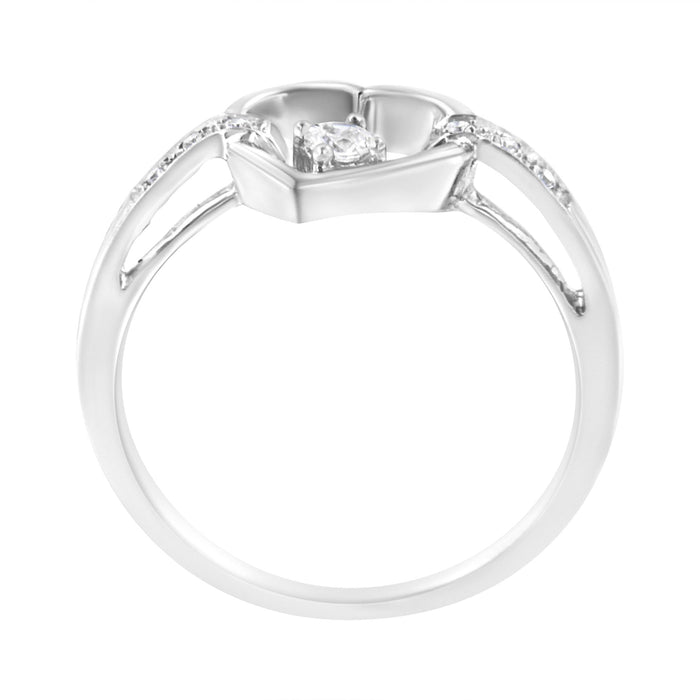 Anillo de corazón con engaste de canal y diamantes talla redonda de 1/8 ct. p.t. en oro blanco de 14K, foto 4
