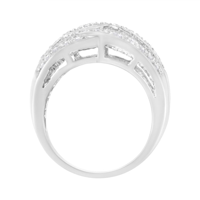 Anillo de banda cruzado con engaste de canal y diamantes redondos y baguette alternados de 1 ct. p.t. en plata de ley, foto 2