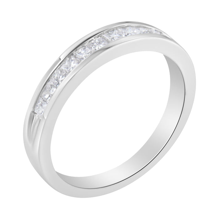 Anillo de boda estilo media eternidad de canal con diamantes de 1/2 ct. p.t. certificados IGI en oro blanco de 18K, color H-I, claridad SI2-I1, foto 4