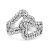 Anillo de banda cruzado de doble corazón calado con diamantes de 1 1/2 ct. p.t. en oro blanco de 14K