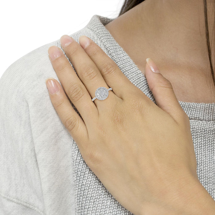 Anillo de cóctel con diamantes de 1 ct. p.t. en oro blanco de 10K, color H-I, claridad SI2-I1, foto 3