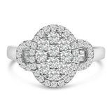 Anillo llamativo Art Deco de 3 piedras con racimo ovalado y halo con diamantes de 1 ct. p.t. en oro blanco de 10K