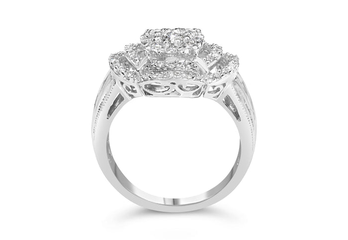 Anillo de cóctel de racimo floral cuadrifolio con diamantes redondos y baguette de 1 ct. p.t. en oro blanco de 14K, color H-I, claridad SI2-I1, foto 2