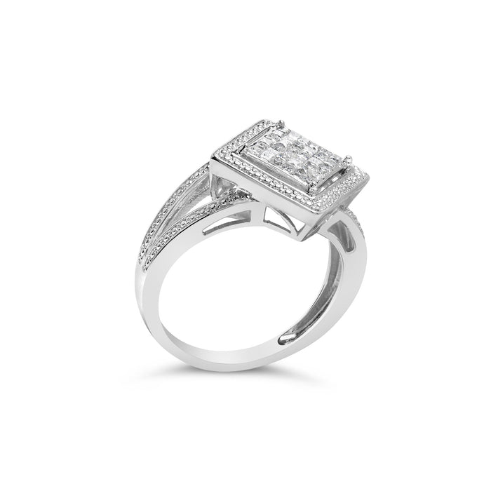 Anillo de rombo y halo de cuentas con engaste invisible y diamantes talla princesa de 1/3 ct. p.t. en plata de ley, foto 4