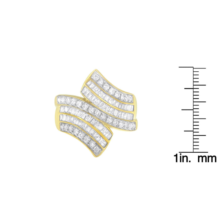 Anillo bypass con diamantes de 1 1/7 ct. p.t. en oro amarillo de 10K, foto 6