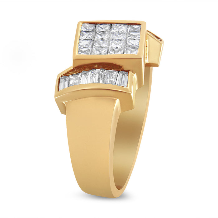 Anillo de banda de cóctel con diamantes princesa y baguette invisibles de 1 5/8 ct. p.t. en oro amarillo de 14K, foto 4