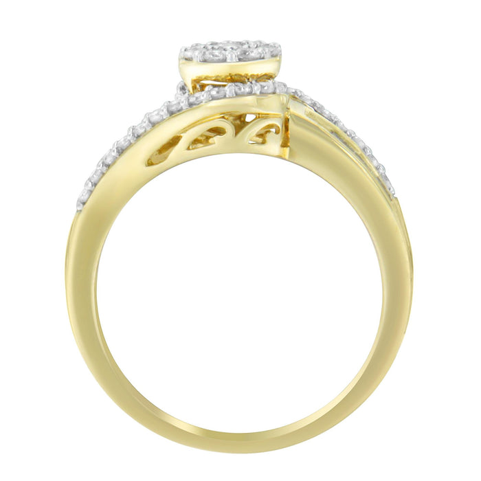 Anillo de racimo con diamantes redondos de 1/2 ct. p.t. y banda de canal y pavé en oro amarillo de 10K, foto 5