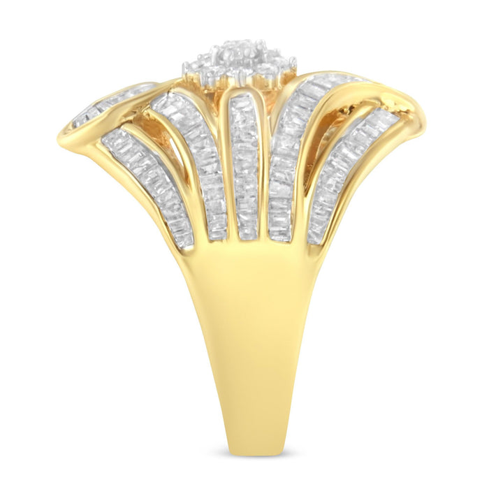 Anillo de cóctel flor y helecho con diamantes de 1 1/8 ct. p.t. en plata de ley con baño flash de oro amarillo de 10K, foto 6