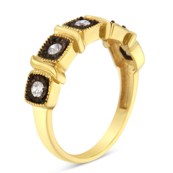 Anillo de banda Miracle-Set con 5 diamantes de 1/4 ct. p.t. en plata de ley con baño flash de oro amarillo de 10K, color J-K, claridad I2-I3, foto 5