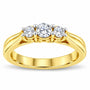 Anillo de tres piedras con diamantes de 0.50 ct. p.t. en oro amarillo de 10K, foto 2