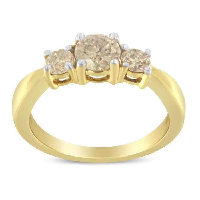 Anillo de banda de tres piedras con diamantes de 1 ct. p.t. en oro amarillo de 10K, color J-K, claridad I2-I3, foto 4