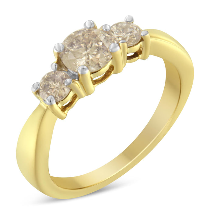 Anillo de banda de tres piedras con diamantes de 1 ct. p.t. en oro amarillo de 10K, color J-K, claridad I2-I3, foto 5