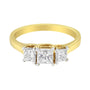 Anillo de banda de tres piedras con diamantes talla princesa de 1 ct. p.t. en oro amarillo de 10K, color J-K, claridad I1-I2, foto 4