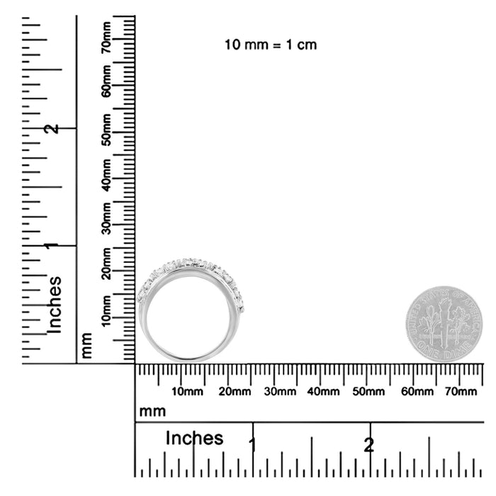 Anillo de cóctel ahusado de varias hileras de canal con diamantes redondos y baguette de 2 ct. p.t. en plata de ley, foto 14