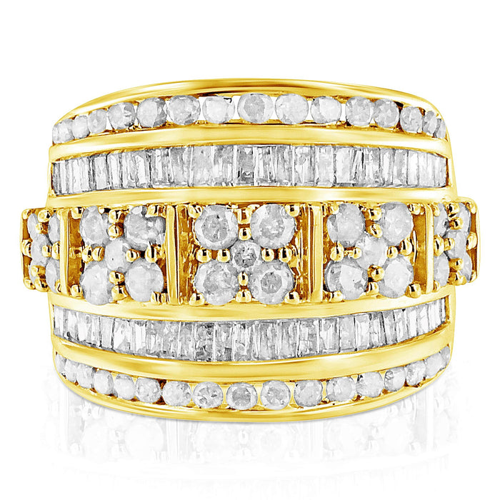 Anillo de cóctel ahusado de varias hileras de canal con diamantes redondos y baguette de 2 ct. p.t. en plata de ley, foto 7