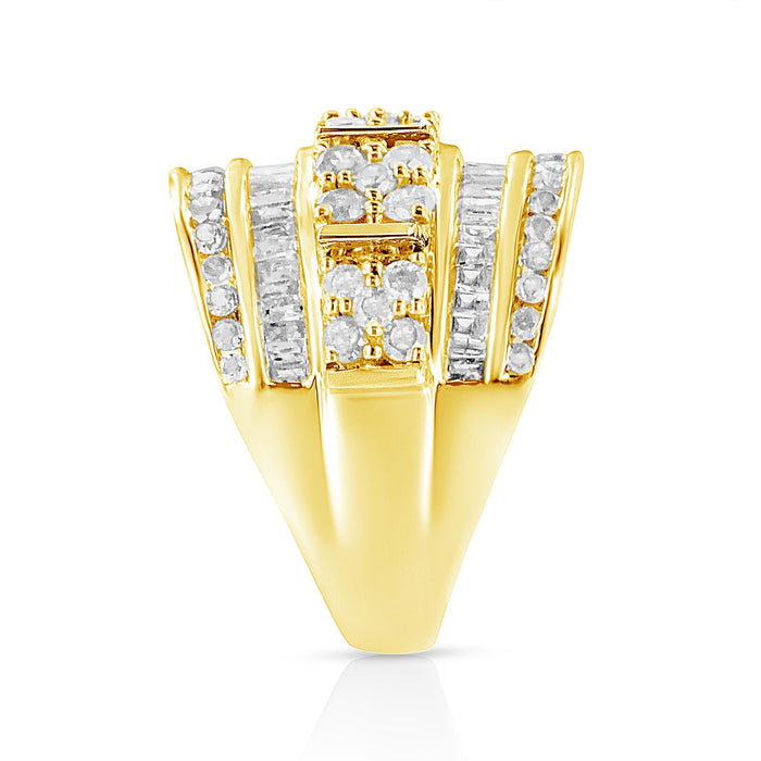 Anillo de cóctel ahusado de varias hileras de canal con diamantes redondos y baguette de 2 ct. p.t. en plata de ley, foto 11